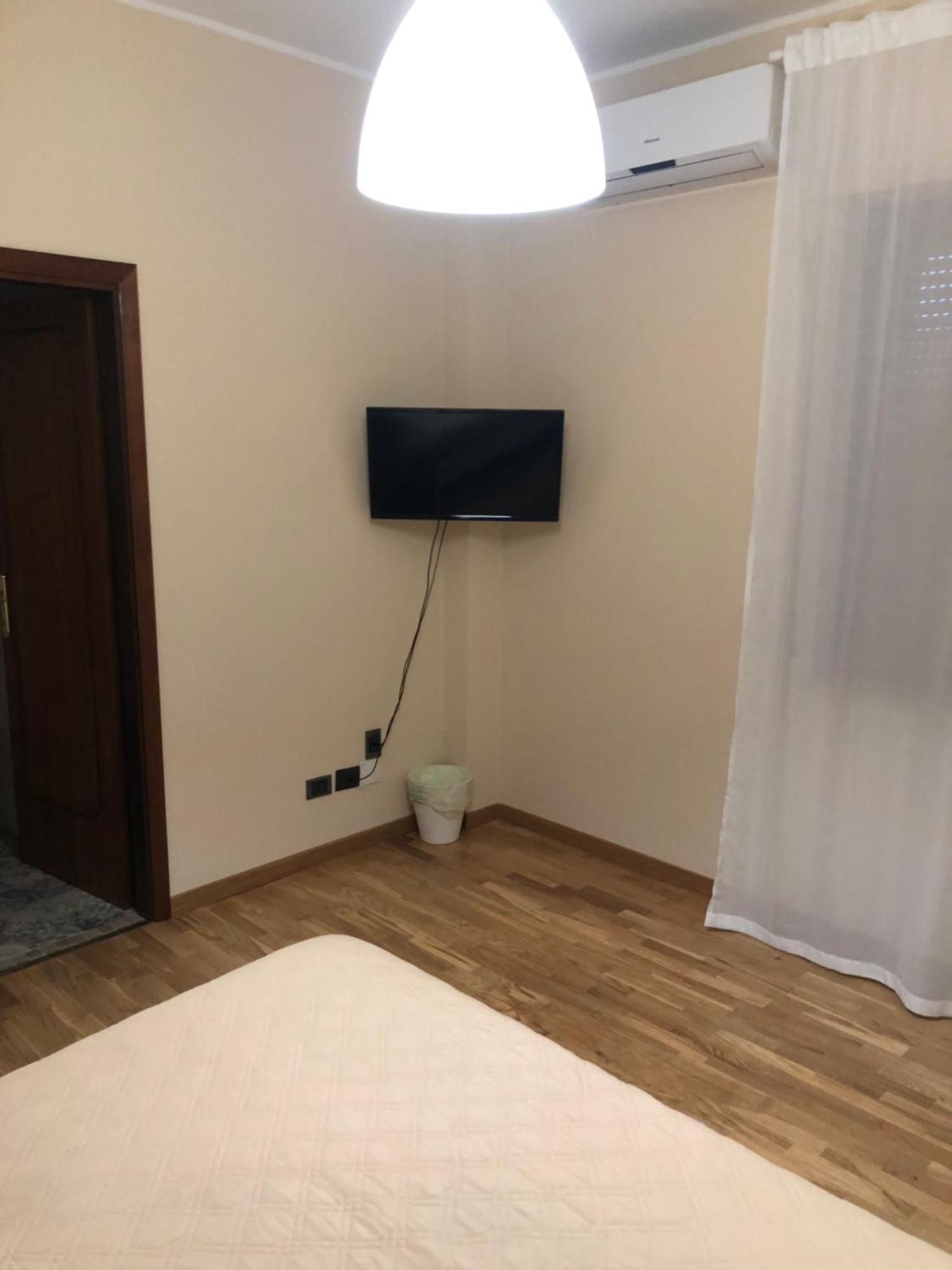 Moon River Guest House Pescara Exterior photo